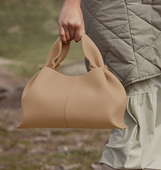 Numéro Neuf EDITION TEXTURED BEIGE