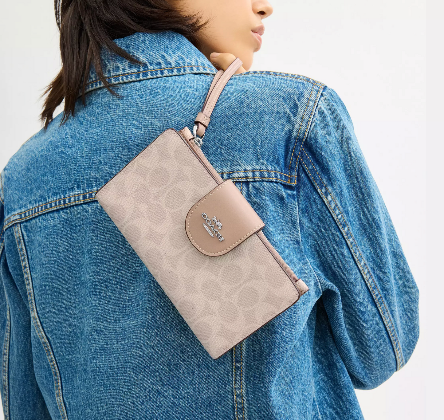 Coach Phone Wallet In Signature Canvas