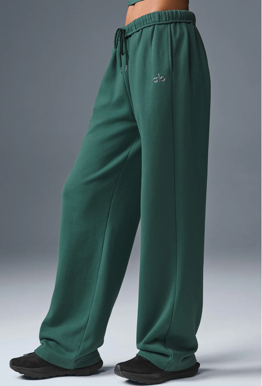 Alo Yoga Accolade Straight Leg Sweatpant