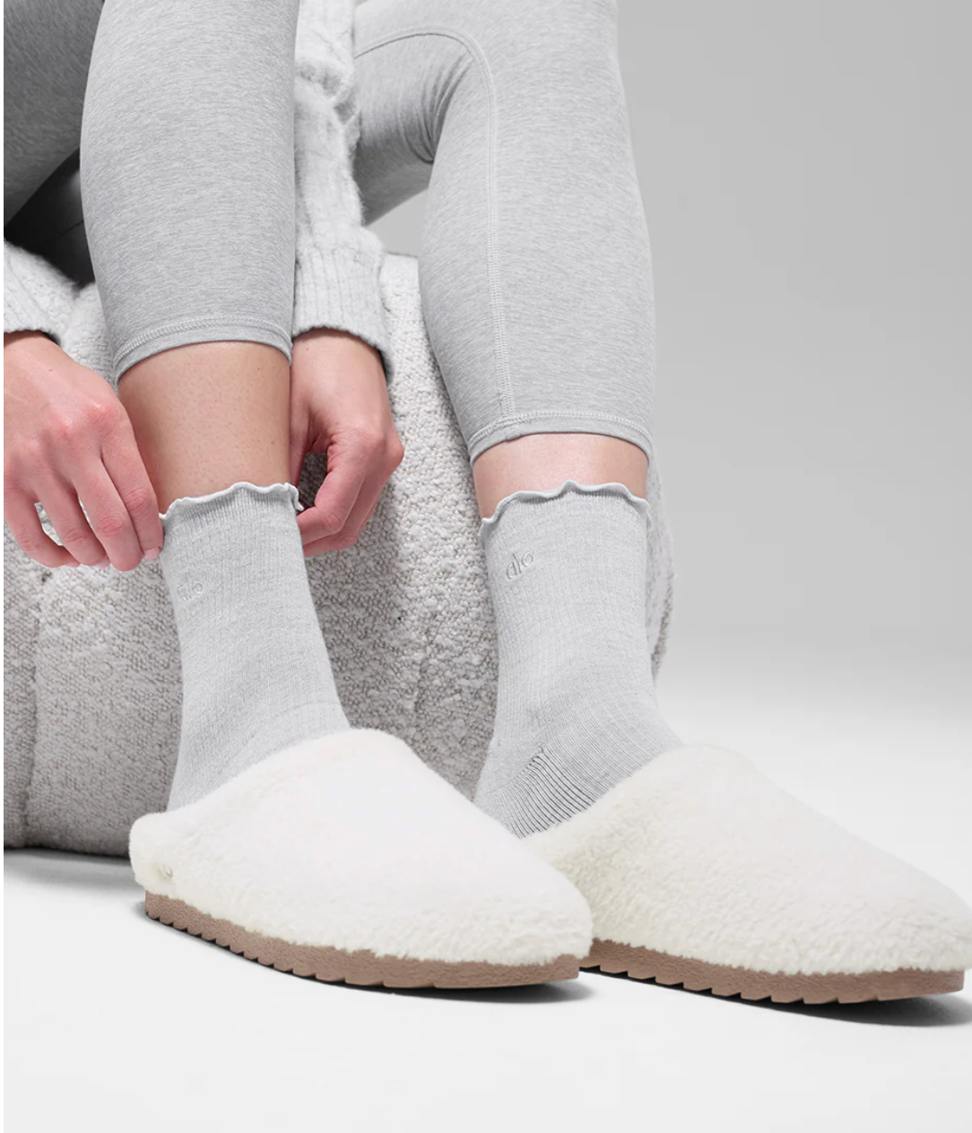 Alo Yoga Women's Lettuce Edge Sock