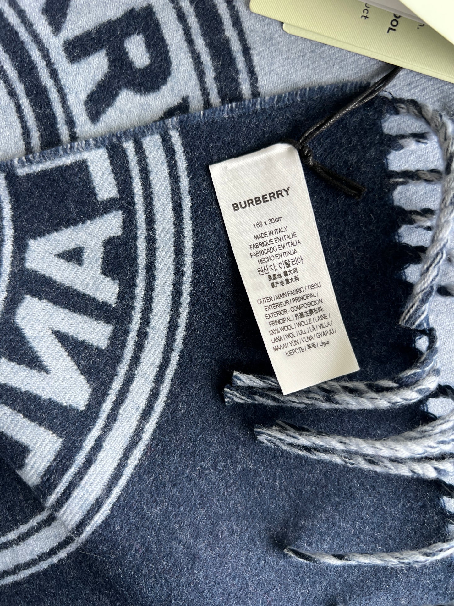 Burberry Scarf %100 wool in Blue