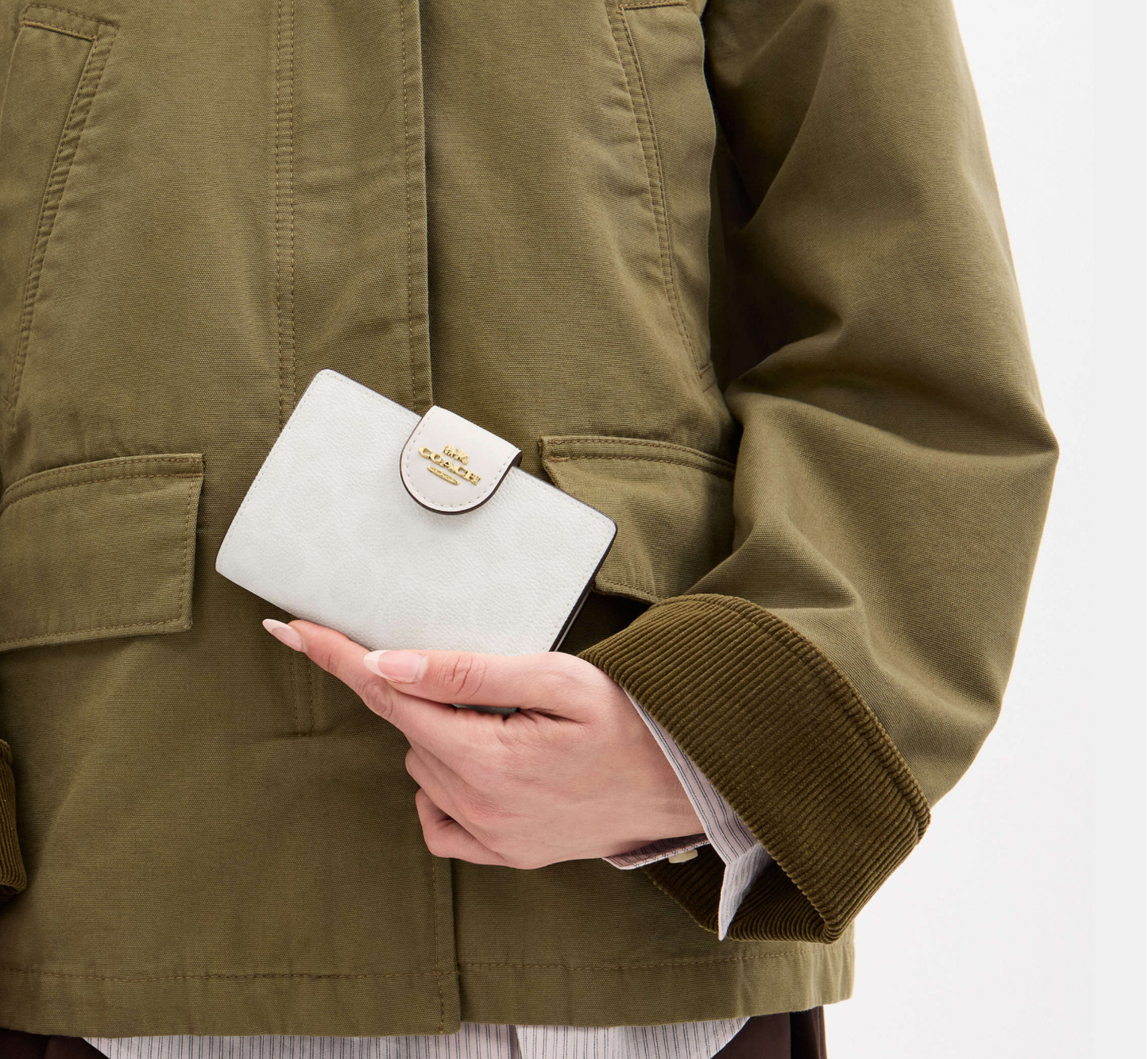 Coach Medium Corner Zip Signature Canvas Kadın Cüzdan