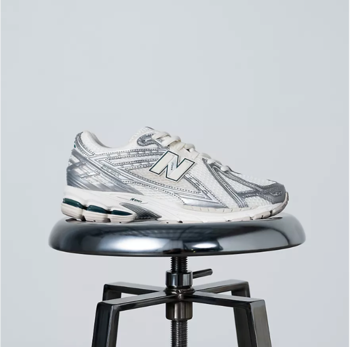New Balance 1906r Silver metalic Unisex Sneaker
