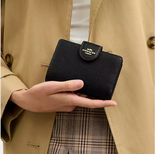 Coach Medium Corner Zip Wallet -Gold/Black
