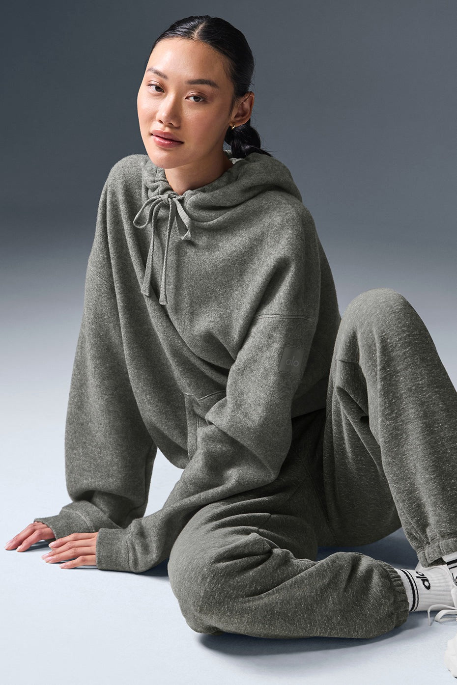 Alo Yoga Triumph Restore Hoodie - Grey Triblend