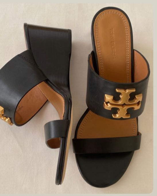 Tory Burch Womens Sandal in Black