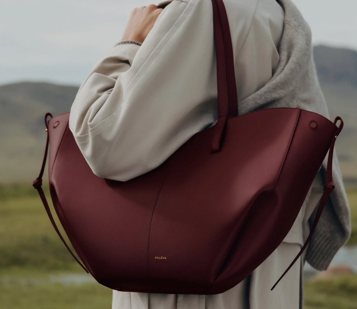 Cyme-EDITION TEXTURED BLACK CHERRY