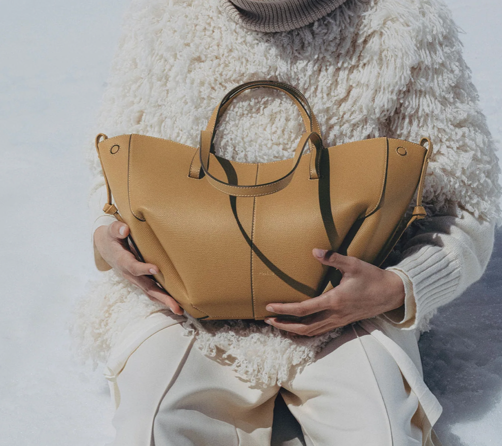 Cyme Mini EDITION TEXTURED OCHER