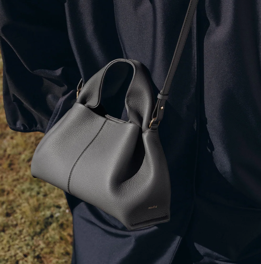 Numéro Neuf Mini-EDITION TEXTURED STONE