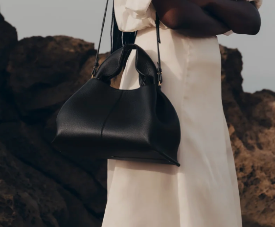 Numéro Neuf EDITION TEXTURED BLACK