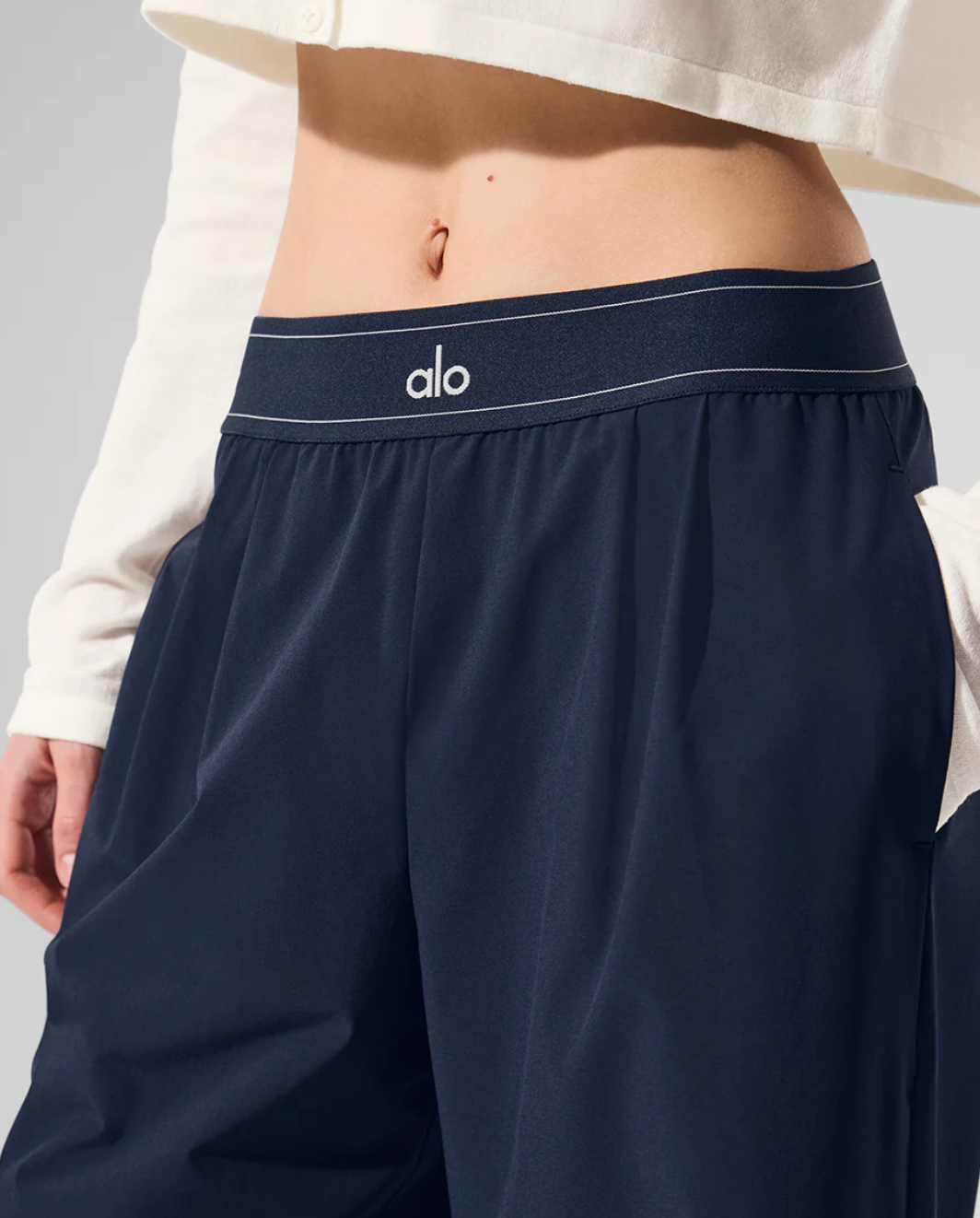 Alo Yoga Suit Up Trouser (Regular)