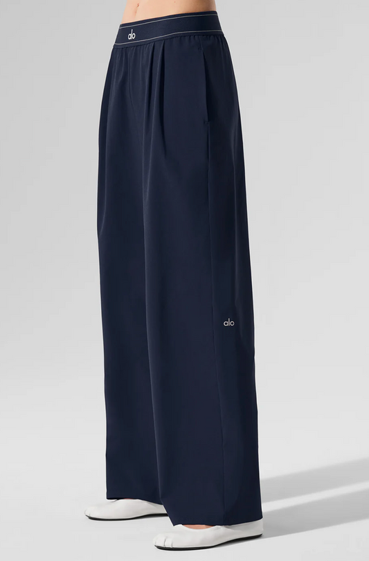 Alo Yoga Suit Up Trouser (Regular)