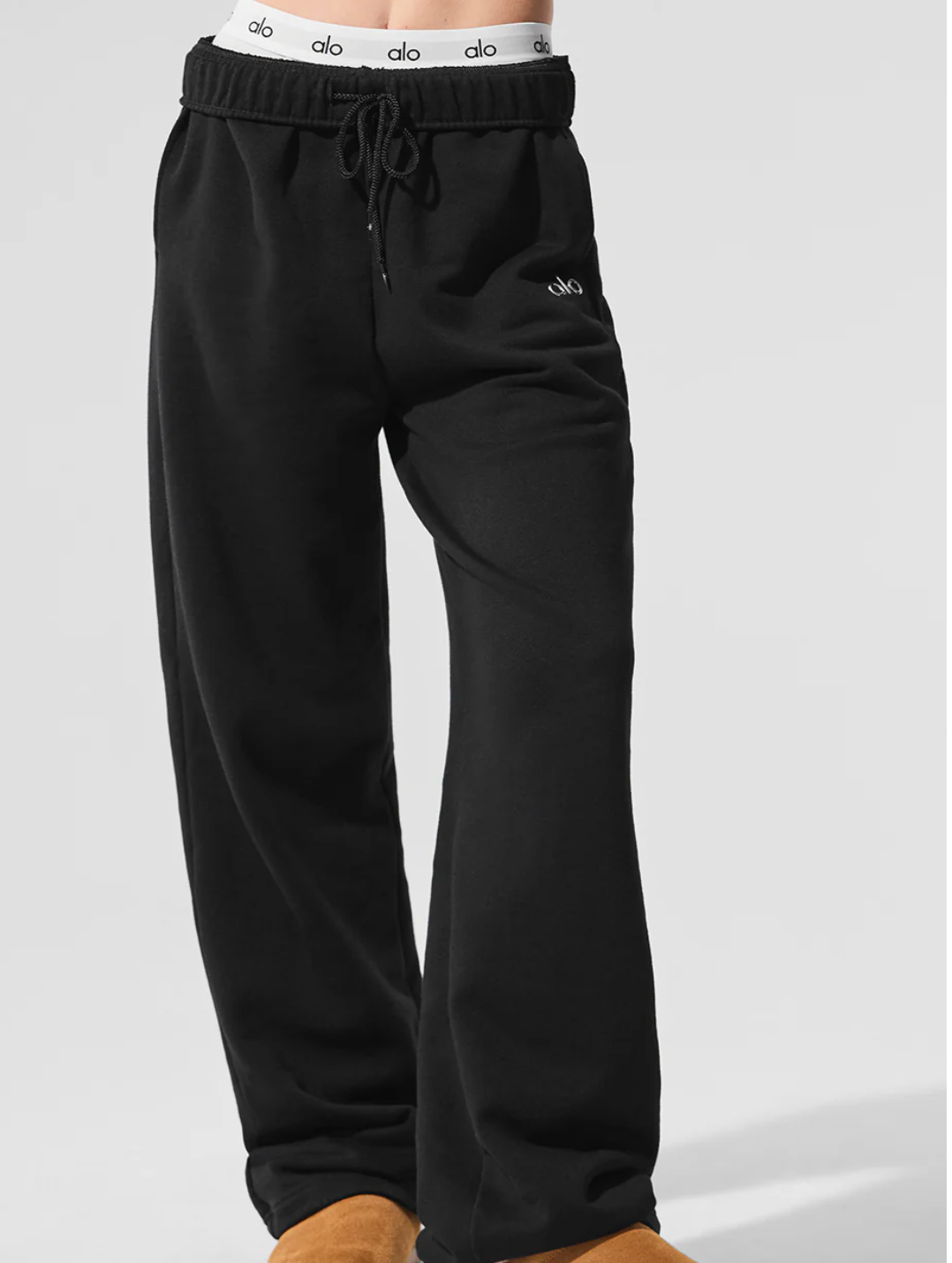 Alo Yoga Accolade Straight Leg Sweatpant