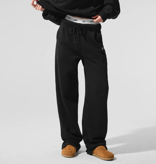 Alo Yoga Accolade Straight Leg Sweatpant