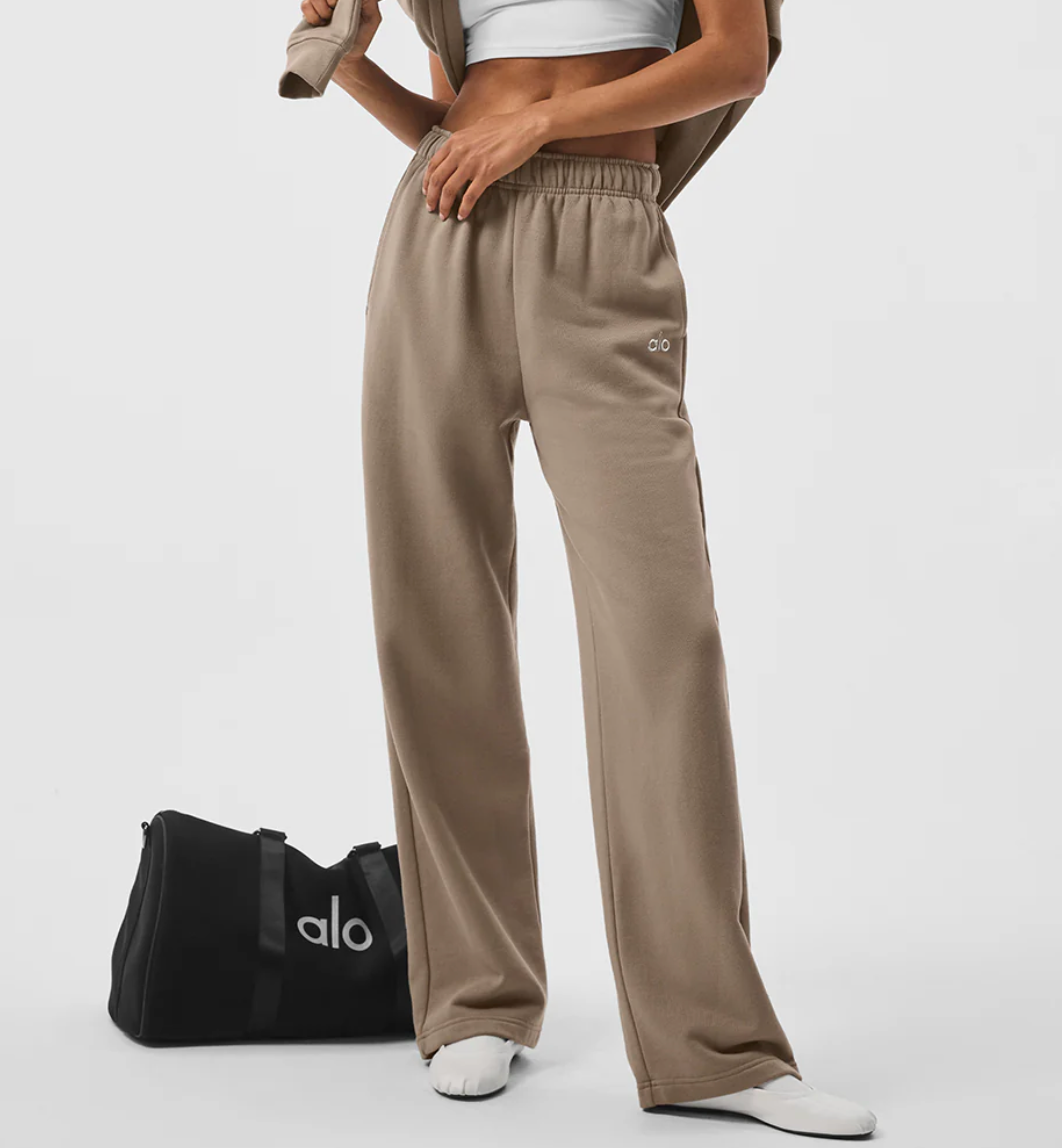 Alo Yoga Accolade Straight Leg Sweatpant