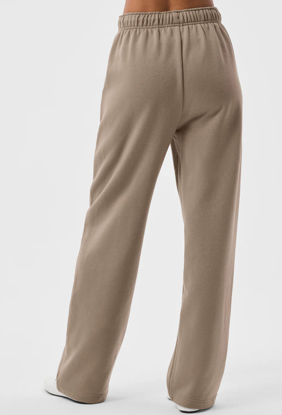 Alo Yoga Accolade Straight Leg Sweatpant