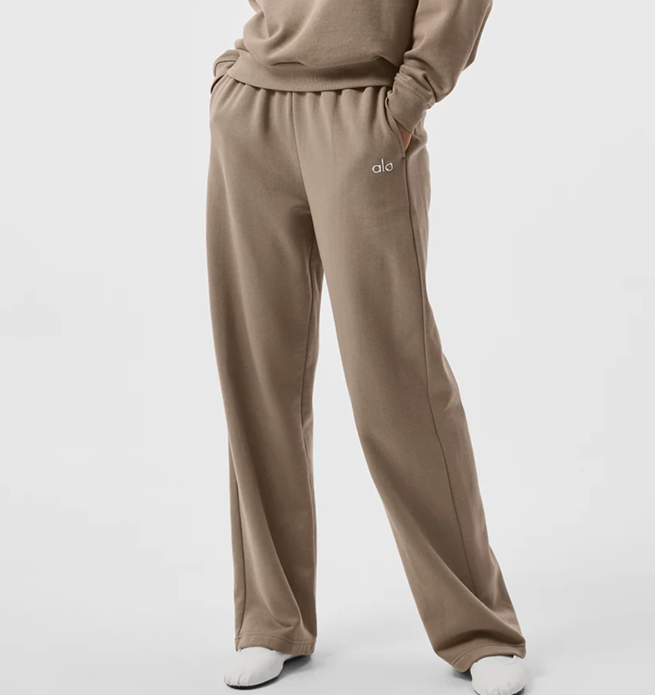 Alo Yoga Accolade Straight Leg Sweatpant