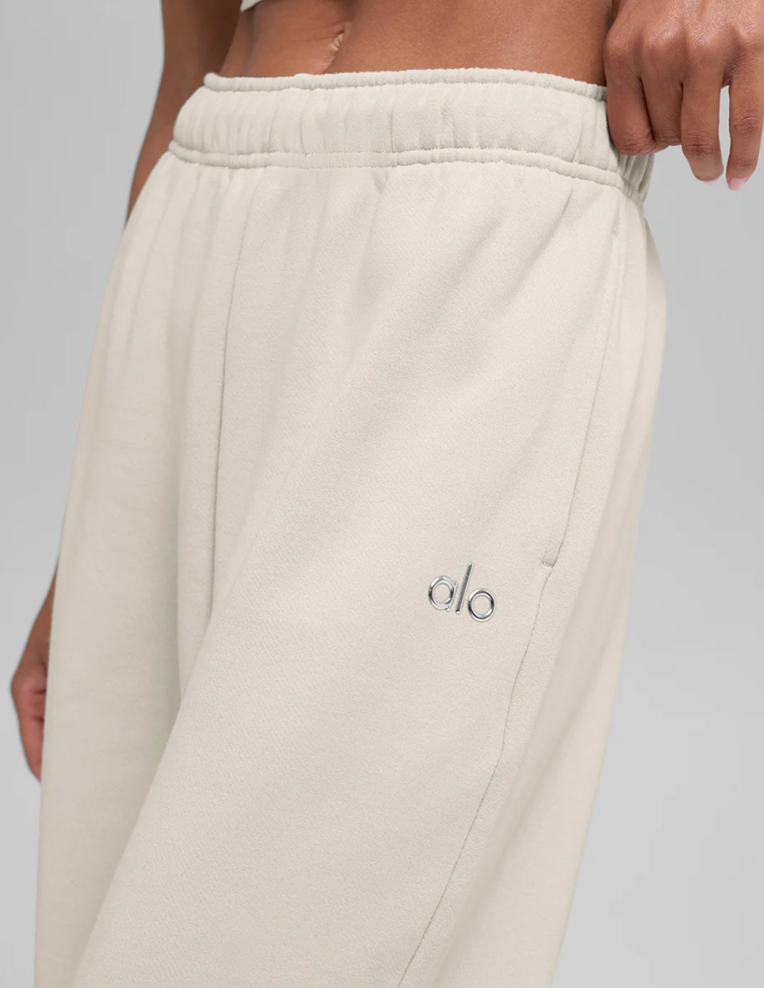 Alo Yoga Accolade Straight Leg Sweatpant