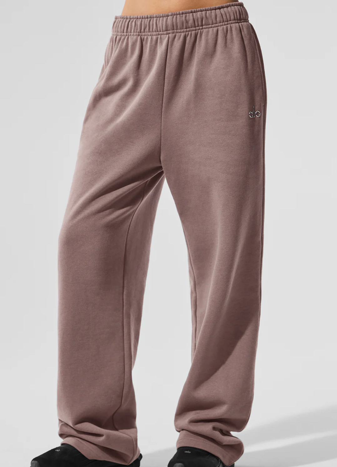 Alo Yoga Accolade Straight Leg Sweatpant