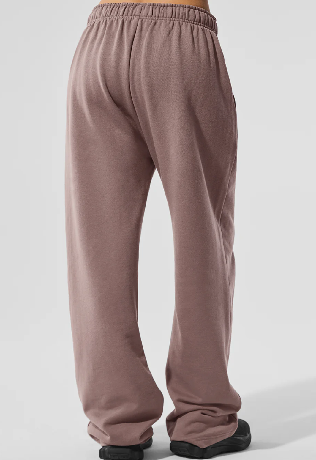 Alo Yoga Accolade Straight Leg Sweatpant
