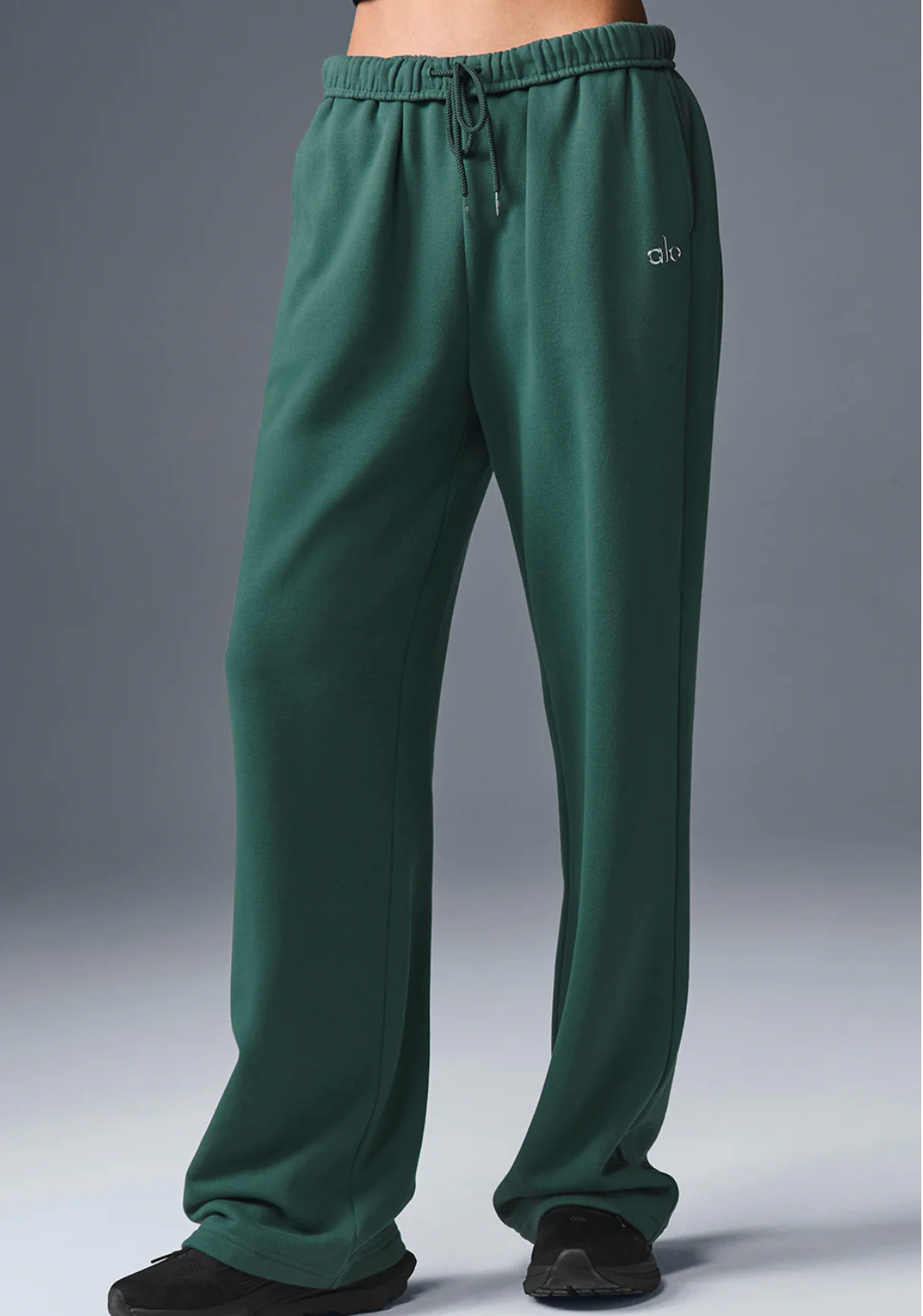 Alo Yoga Accolade Straight Leg Sweatpant