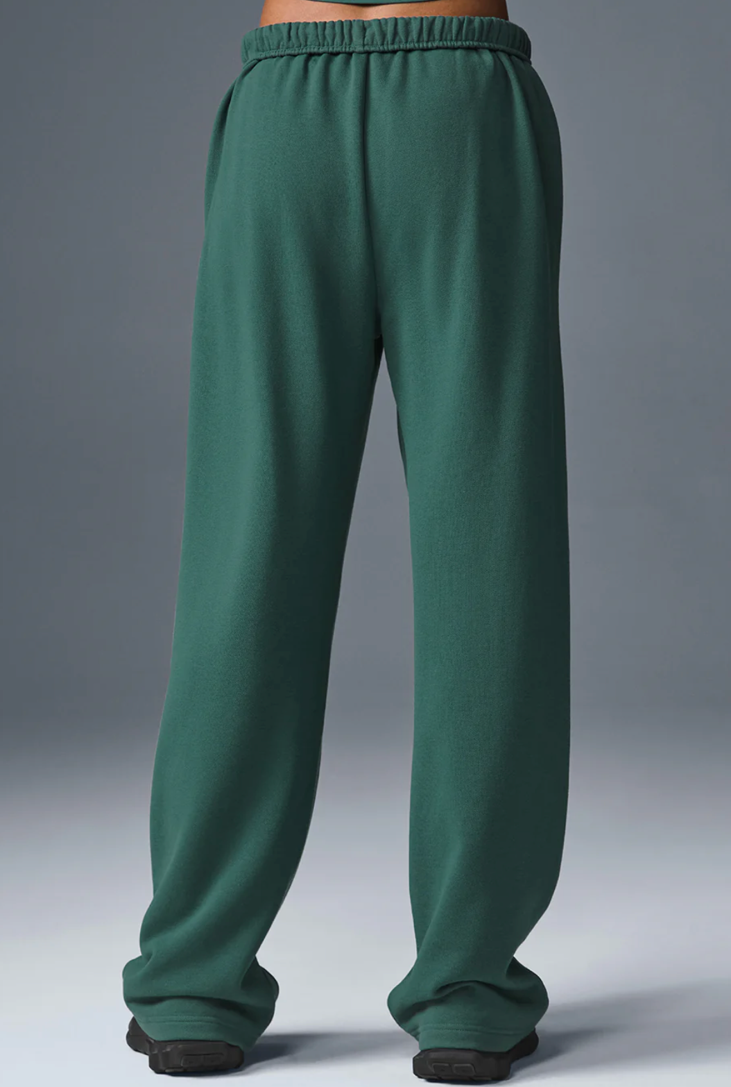 Alo Yoga Accolade Straight Leg Sweatpant