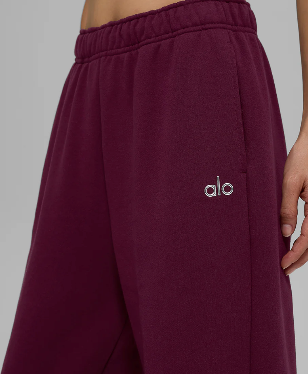 Alo Yoga Accolade Straight Leg Sweatpant