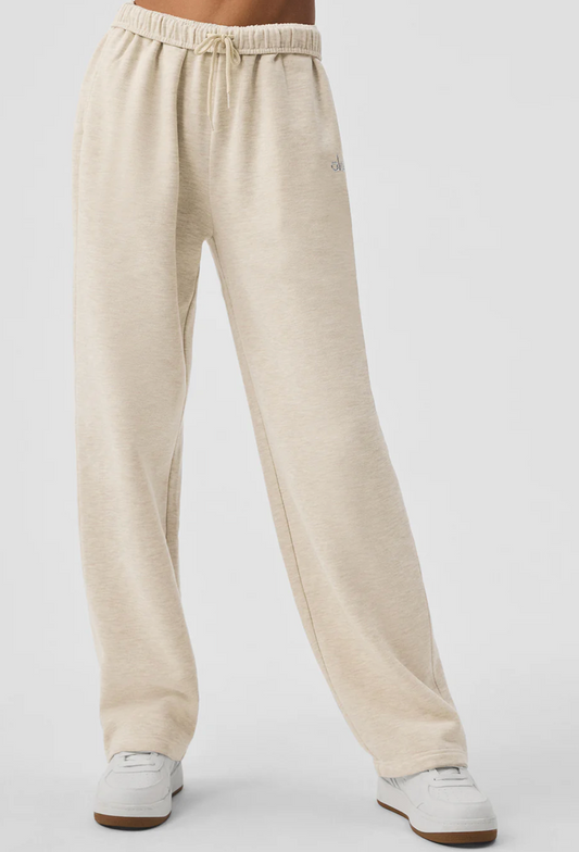 Alo Yoga Accolade Straight Leg Sweatpant