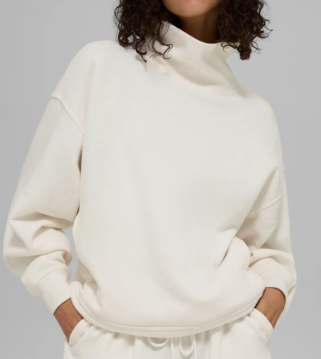 Alo Yoga Hazy Mock Neck Pullover