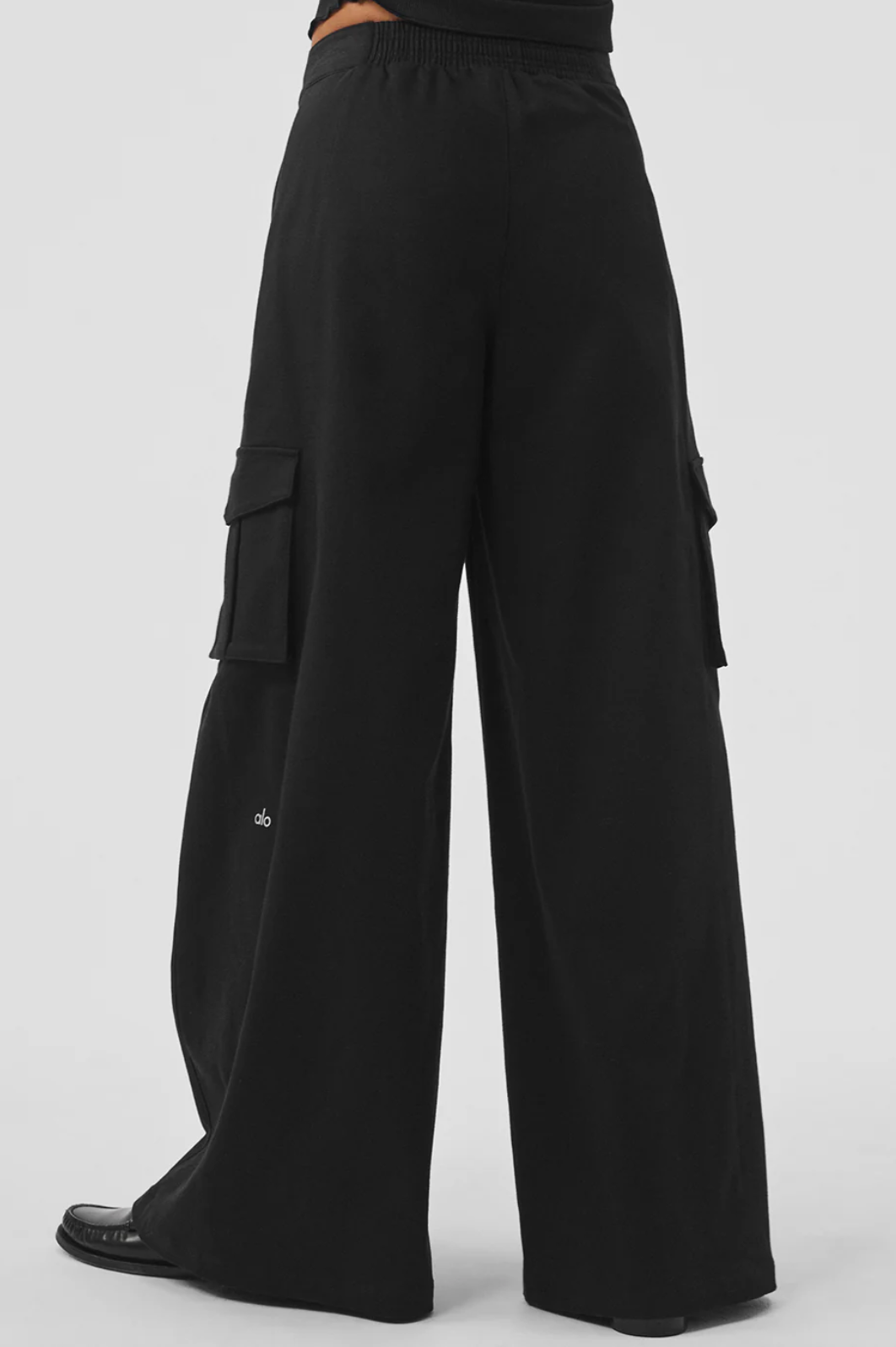 Alo Yoga Show Off Cargo Wide Leg Trouser (Regular)