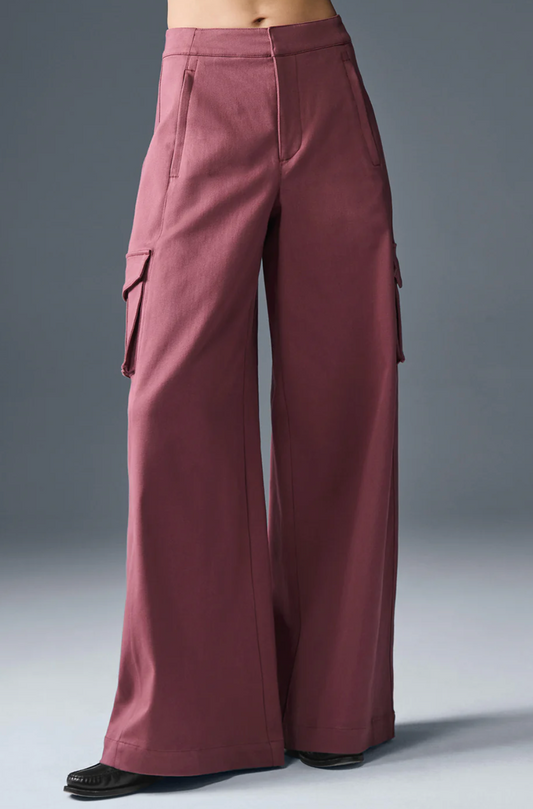 Alo Yoga Show Off Cargo Wide Leg Trouser (Regular)