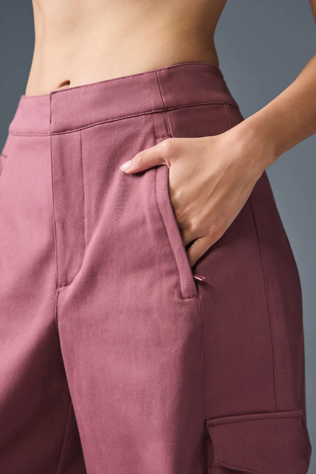 Alo Yoga Show Off Cargo Wide Leg Trouser (Regular)