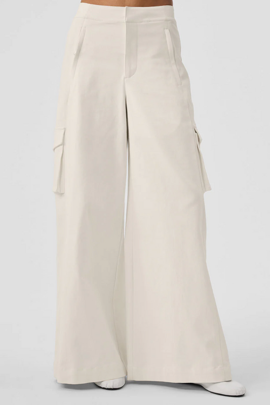 Alo Yoga Show Off Cargo Wide Leg Trouser (Long)