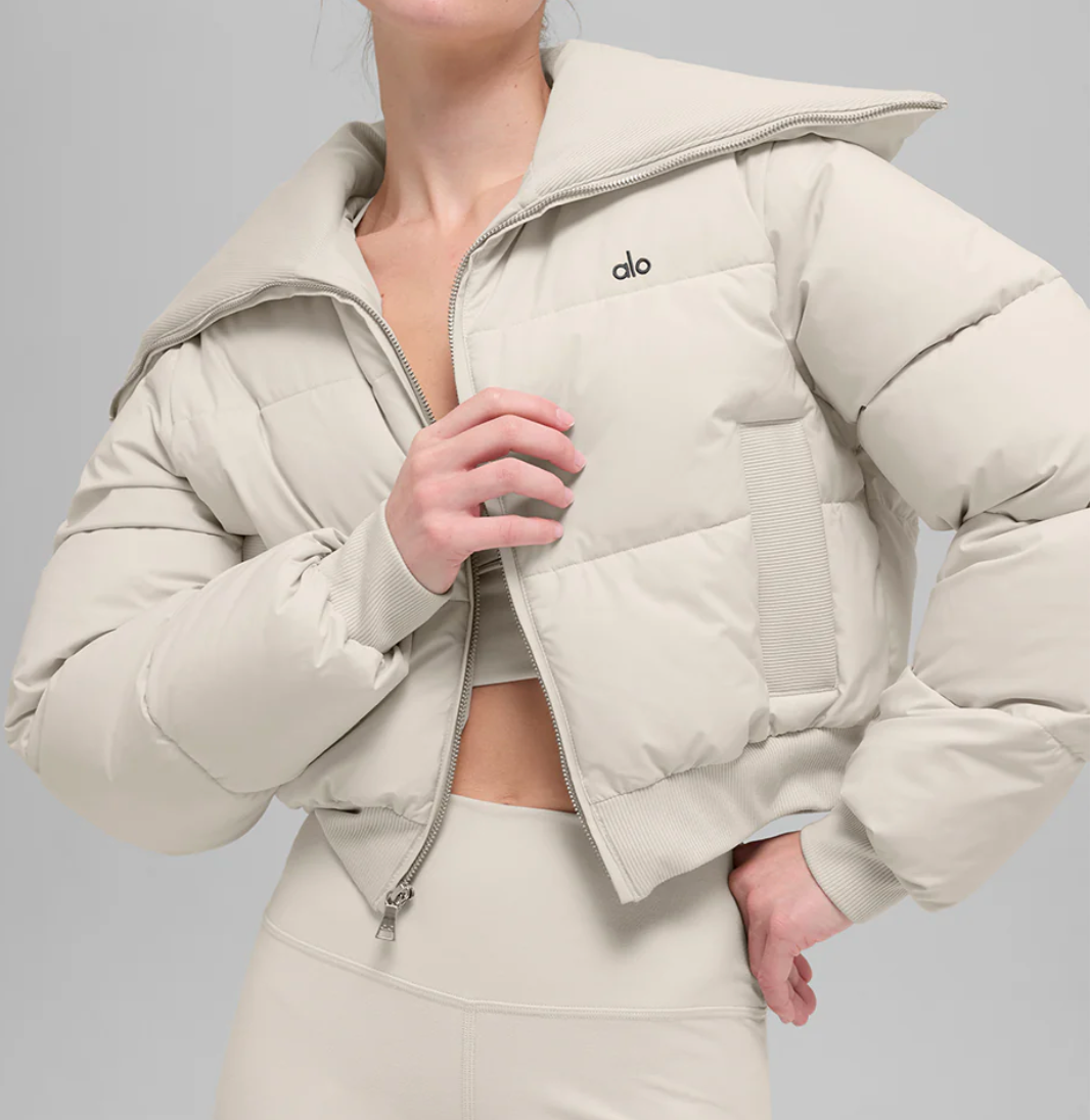 Alo Yoga Captivate Puffer