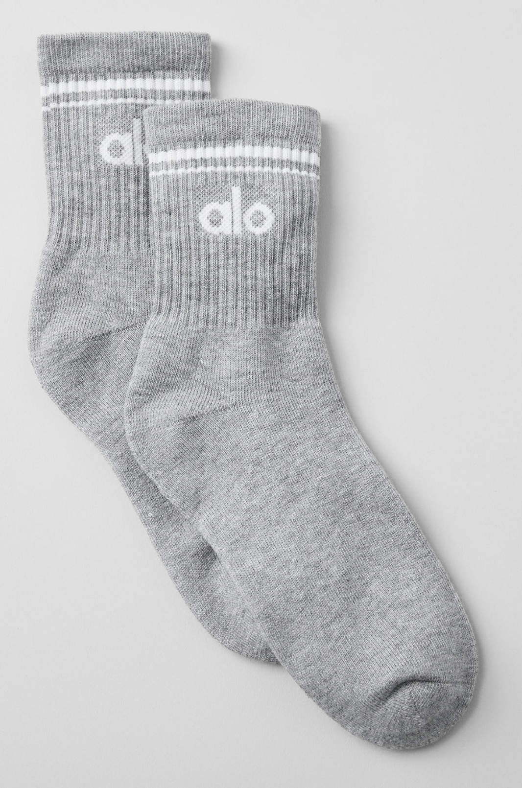 Alo Yoga Unisex Half-Crew Throwback Sock