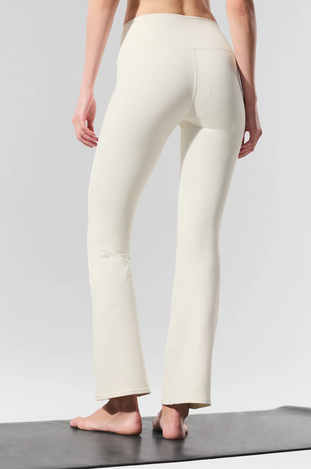 Alo Yoga Airbrush High-Waist 7/8 Bootcut Legging