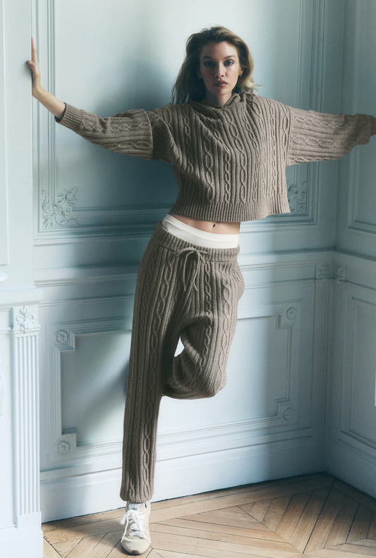 Alo Yoga Cable Knit Winter Bliss Pant