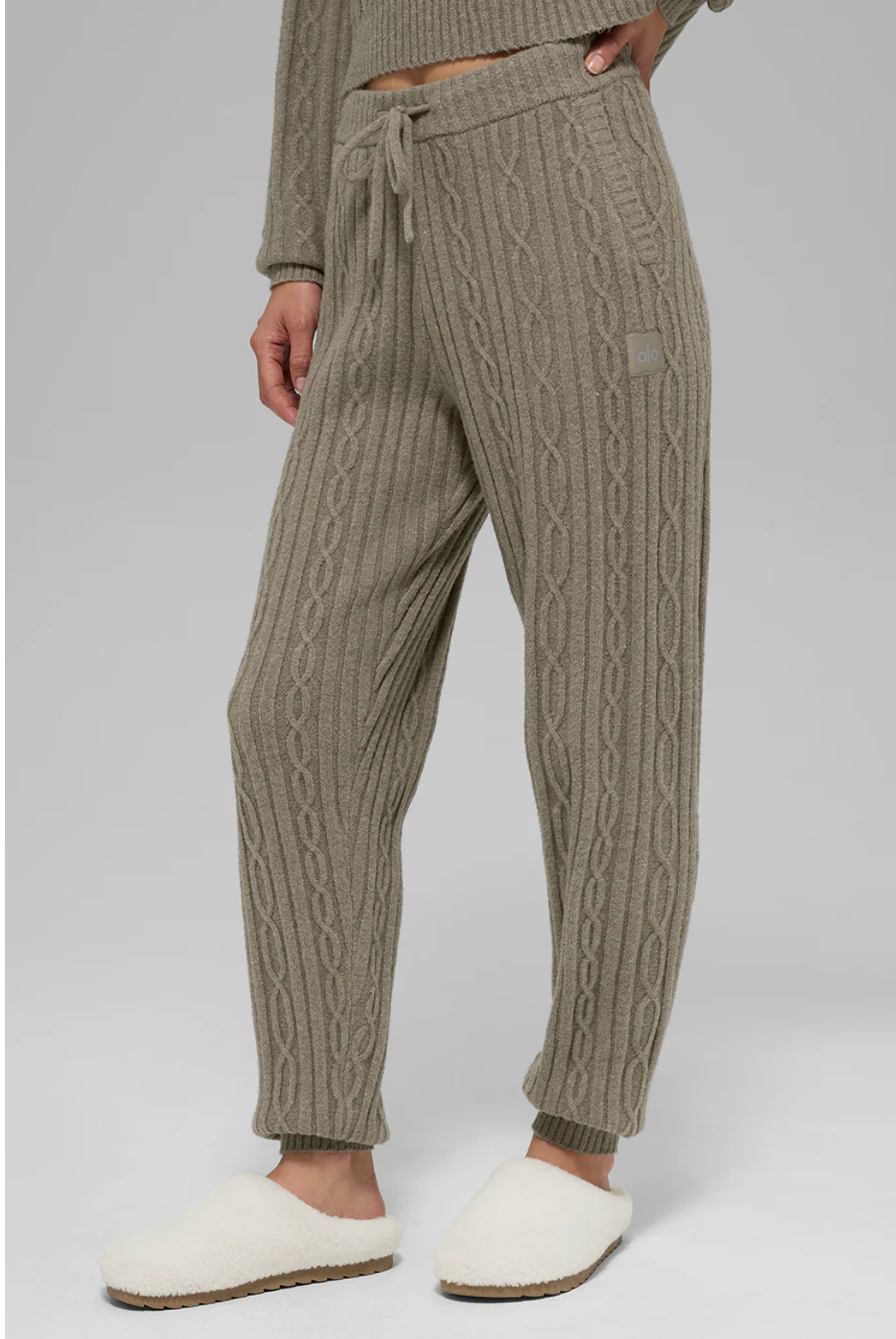Alo Yoga Cable Knit Winter Bliss Pant