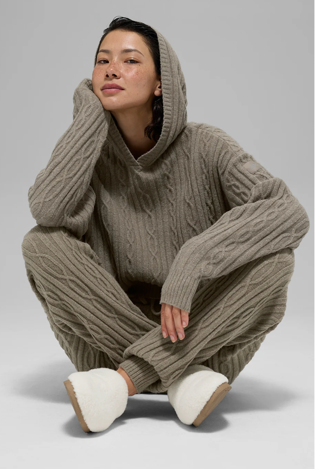 Alo Yoga Cable Knit Winter Bliss Hoodie