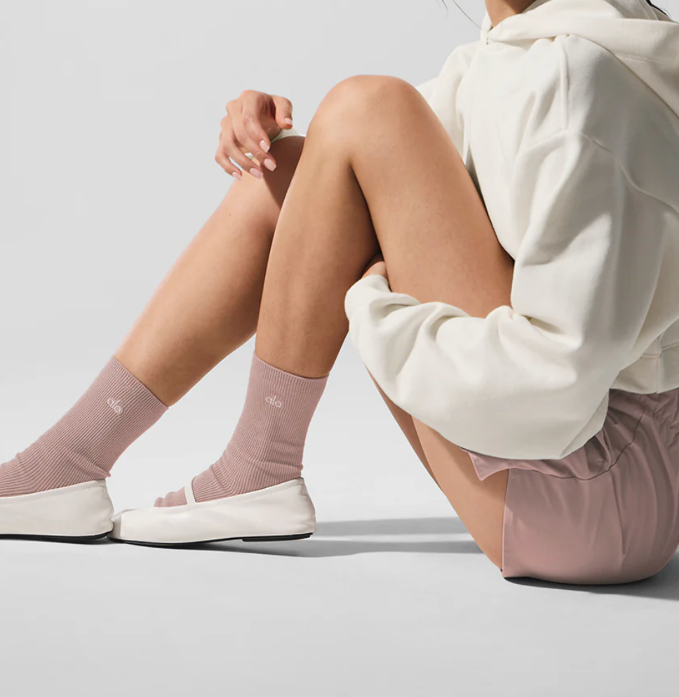 Alo Yoga Unisex Half-Crew Understated Sock