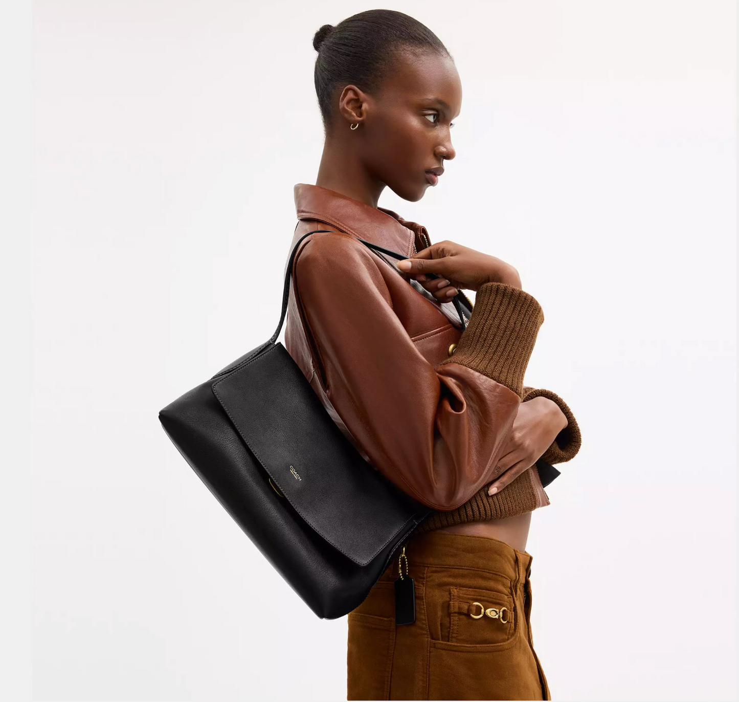 Coach Chelsea Shoulder Bag 30