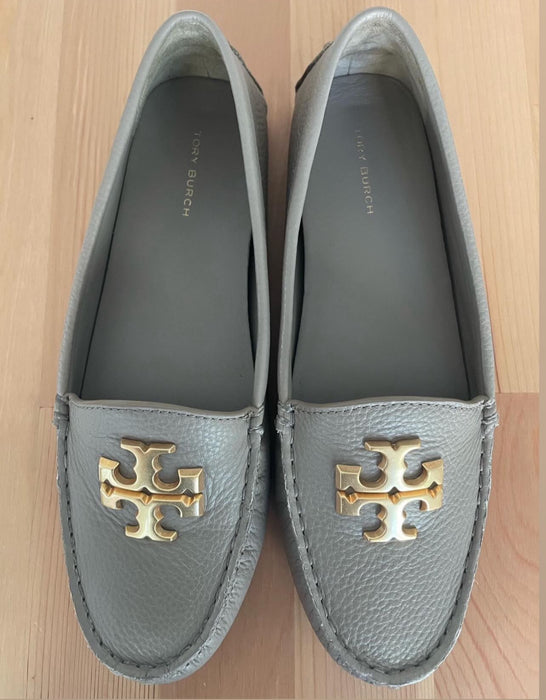 Tory Burch Loafer in Grey