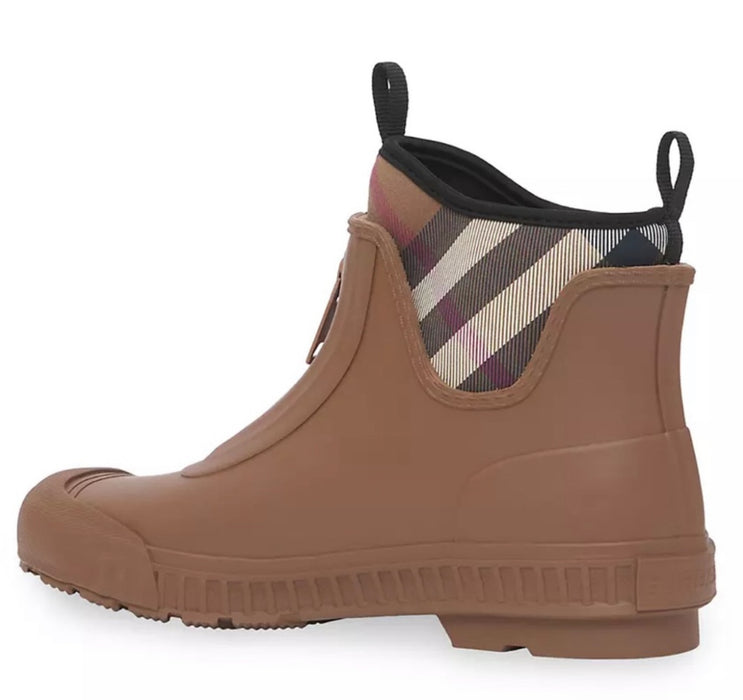 Burberry Flinton Rain Boots