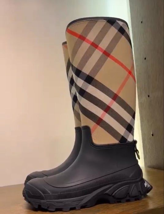 Burberry House Check Rubber Rain Boots