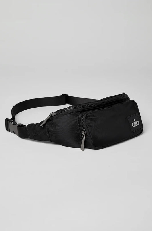 Alo Yoga Explorer Fanny Pack