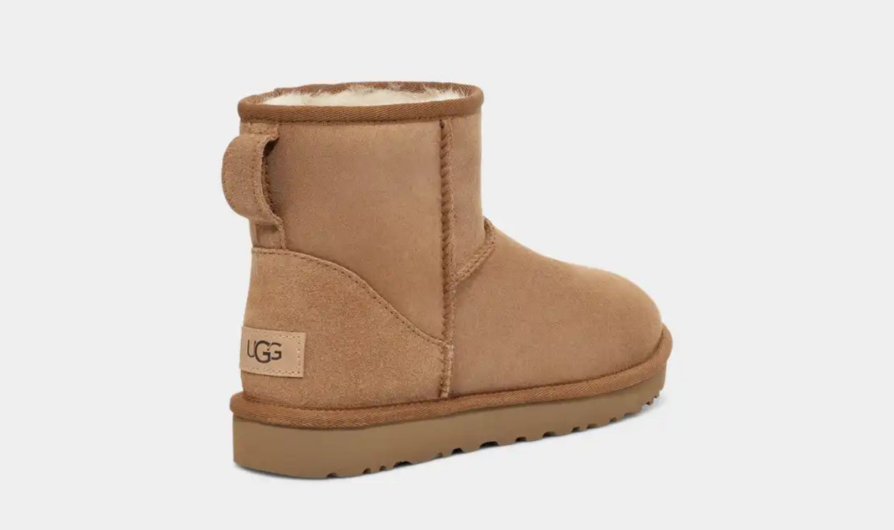 UGG Women's Classic Mini II - Chesnut