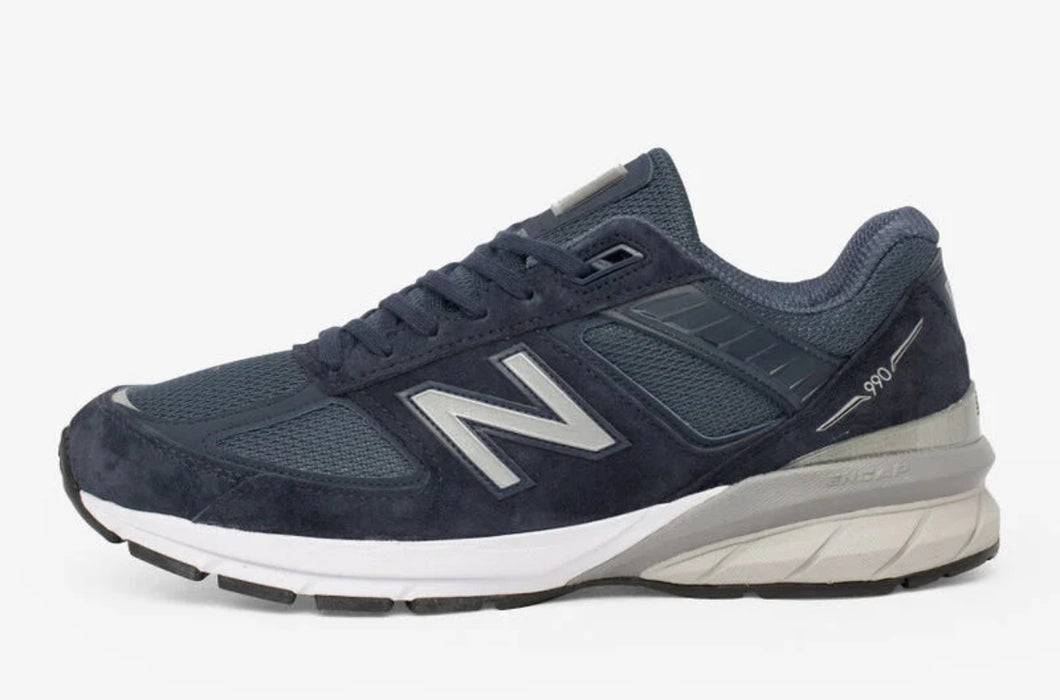 New Balance 990v5 in Navy