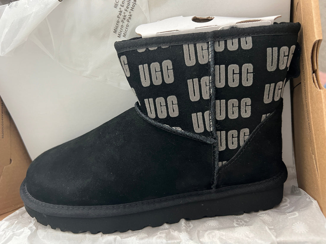 Ugg Classic Mini II Graphic Women's Boot