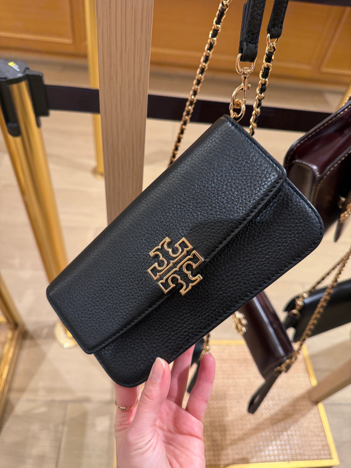 Tory Burch Britten Wristlet Chain Wallet Crossbody
