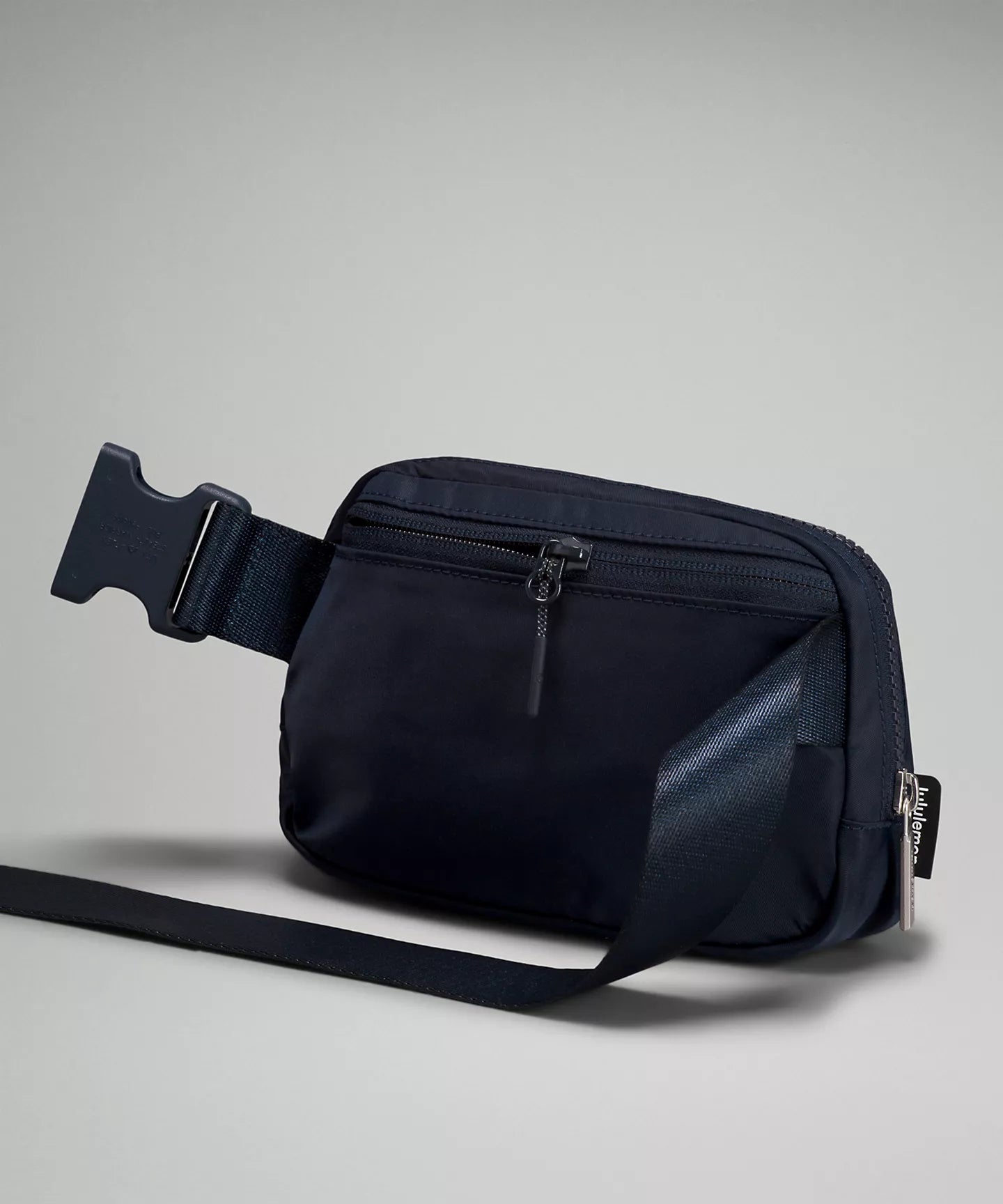 Lululemon Everywhere Belt Bag 1L